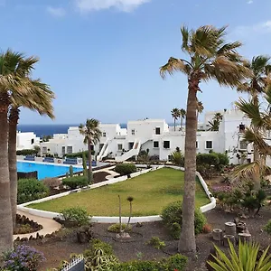 https://la-luz-del-sol-benita.in-canary-islands.com